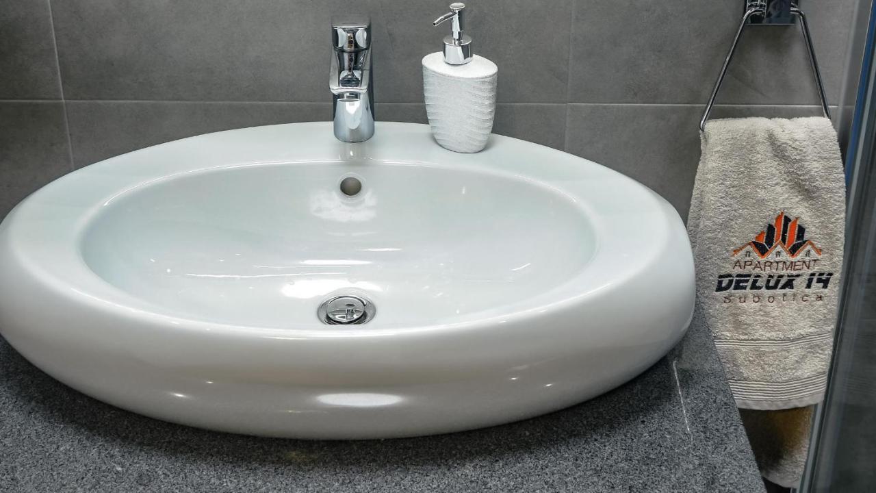 Apartment Delux 14 سوبوتيتْسا المظهر الخارجي الصورة